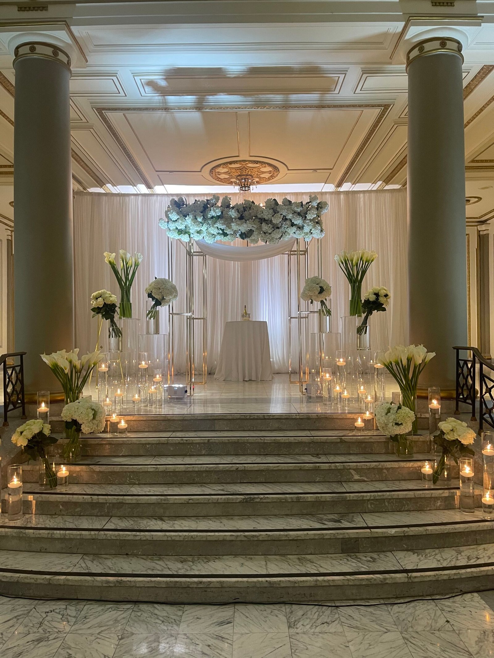 Curtain - cover foyer